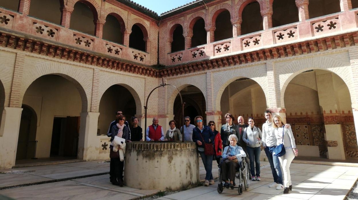 Una de las visitas al monasterio de San Isidoro del Campo, en el municipio de Santiponce