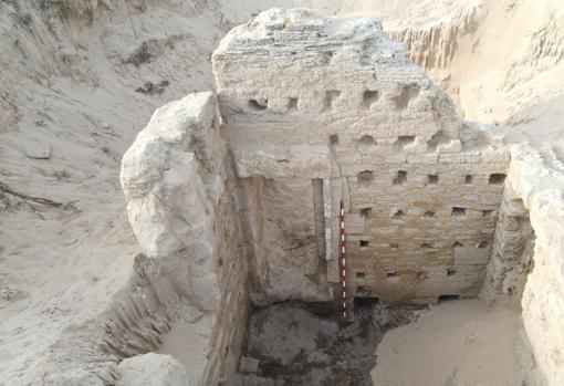 Fachada de una de las habitaciones de los baños romanos