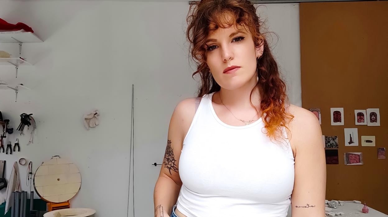 «Selfie» de Paloma de la Cruz, en su estudio, para «Darán que Hablar»