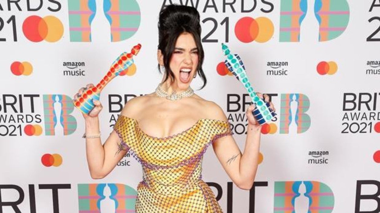 Dua Lipa, durante la gala de los Brit Awards de 2021