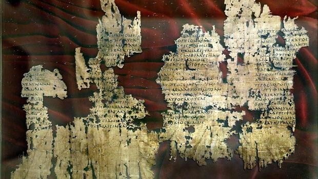 Demandan por siete millones de dólares a un profesor de Oxford por fraude y robo de papiros de la Biblia