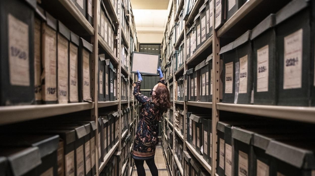 Sala de archivos de la SGAE