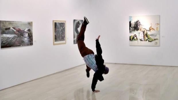 Juan Carmona: «Mi pintura capta el carácter ritual de la Danza»