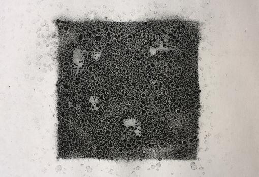 Lluvia sobre papel pigmentado. Proyecto para una escucha sinestésica