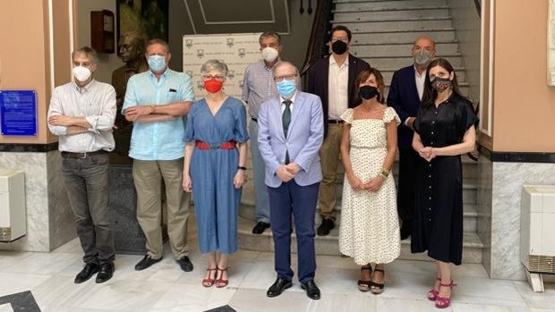 Ignacio del Valle gana el premio Ateneo de Sevilla con una novela negra sobre espías durante el franquismo