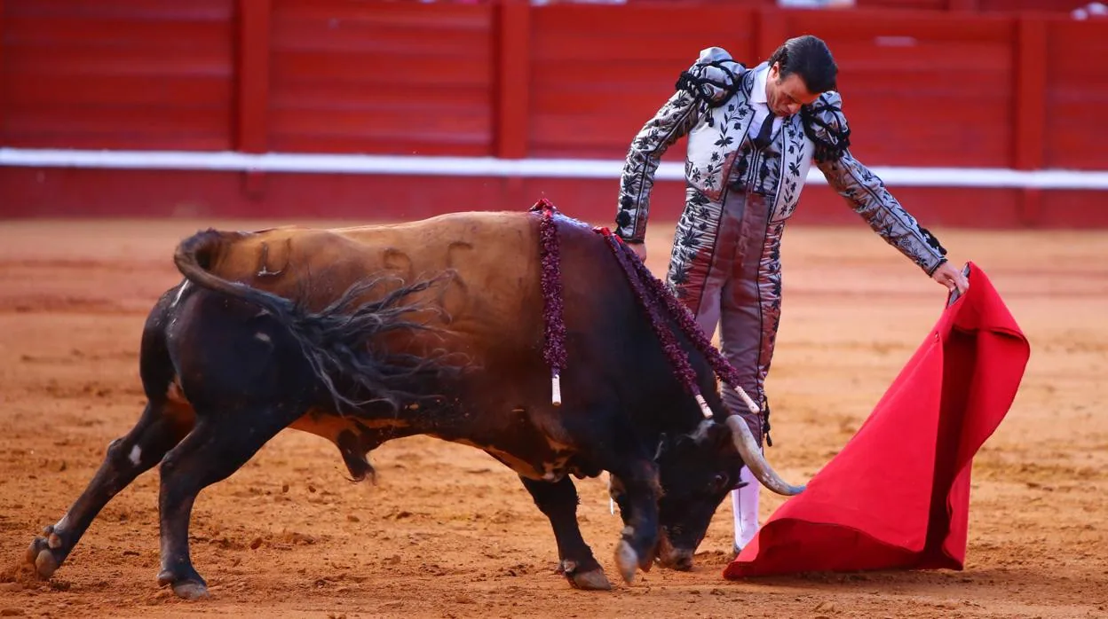 Corrida del Motín: mejor la ambientación goyesca que los flojos toros