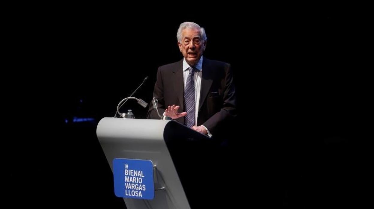 Vargas Llosa, el último de la tribu