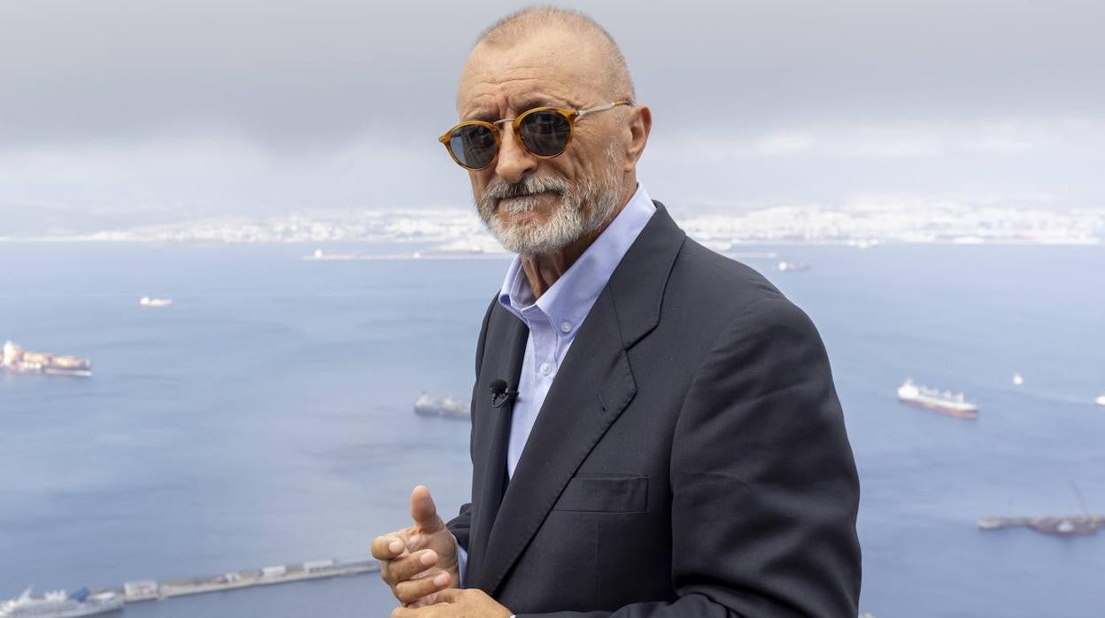 Arturo Pérez-Reverte (Cartagena, 1951)