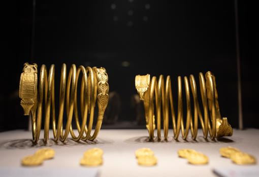 Brazaletes reales dacios