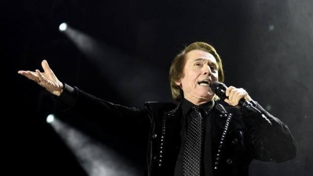 Raphael: «Cantar para mí es vivir»