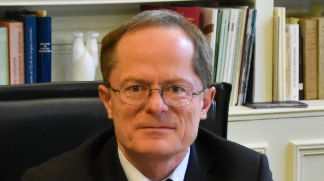 El director del Liceo Francés de Barcelona, Jean Bastianelli