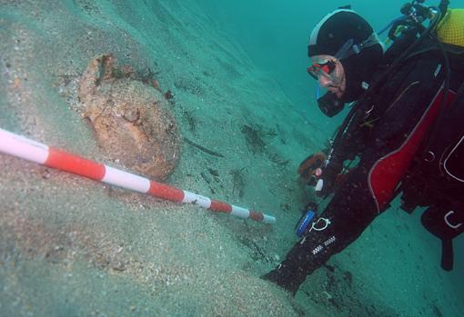 David Fernández Abella, en la ría de Ribadeo