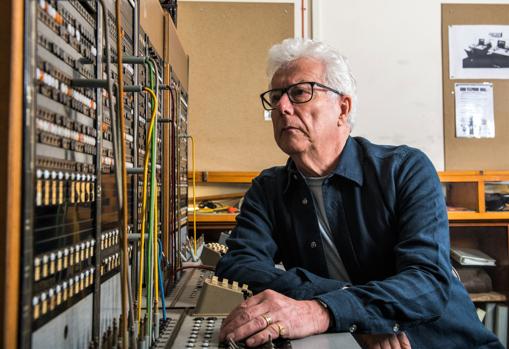 Ken Follett: «No comprendo por qué la gente vota a líderes cercanos al fascismo»