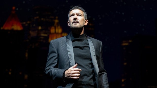 'Company', de Sondheim y Banderas: ¡de rodillas!