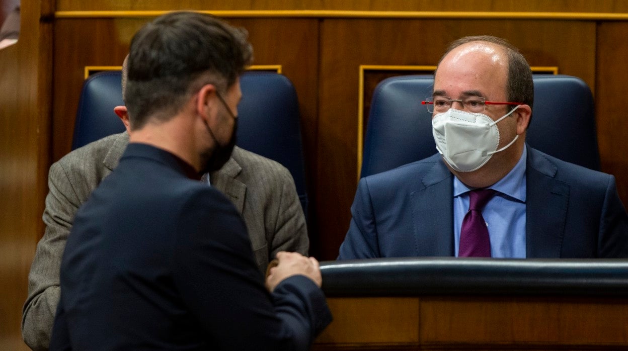 Gabriel Rufián y Miquel Iceta, en el Congreso