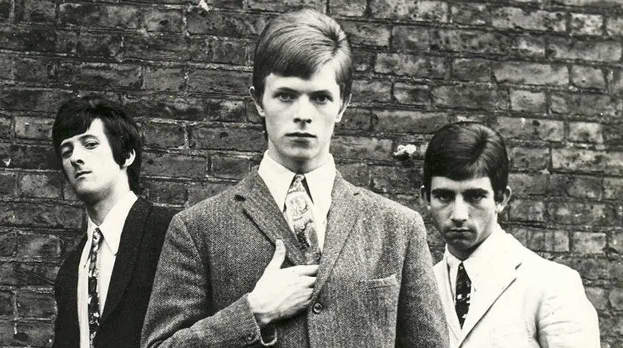 David Bowie, en su etapa con la banda The Lower Third