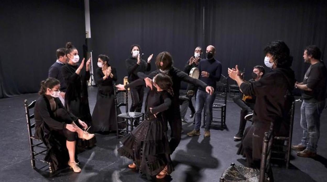 El Ballet Flamenco de Andalucía en el ensayo compartido con los estudiantes del Conservatorio