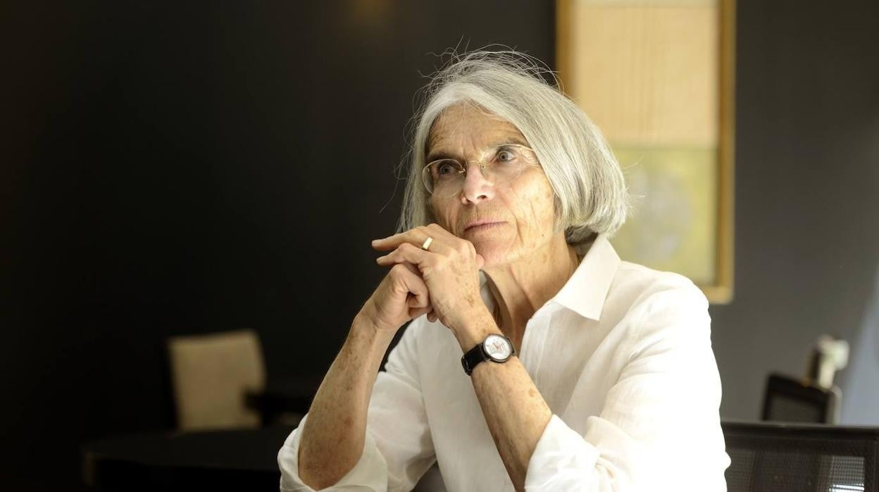 La escritora norteamerica dejó Venecia y se trasladó a un pequeño pueblo suizo