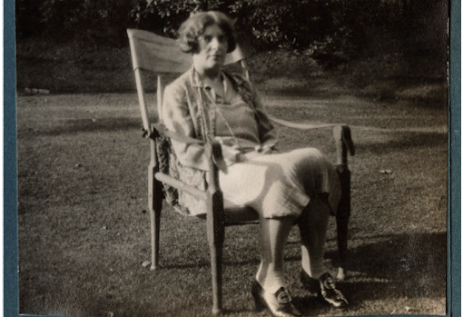 Alida Klemantaski, fundadora de The Poetry Bookshop