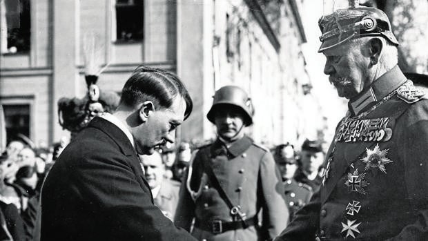 Así fue la persecución de Hitler contra los escritores nada más llegar al poder