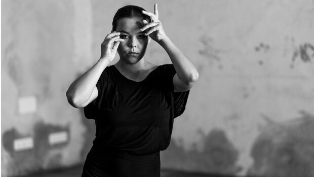 La bailaora y coreógrafa malagueña Rocío Molina, León de Plata de la Danza 2022 en la Bienal de Venecia