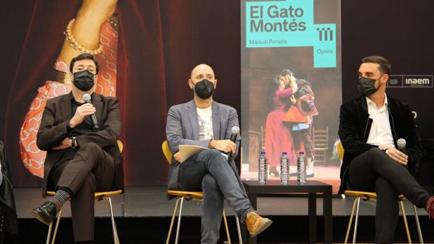 Alza el telón en el Maestranza el puro verismo sevillano de 'El Gato Montés'