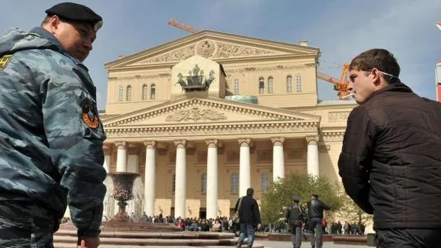 El director del Teatro Bolshói y otros artistas rusos piden a Putin parar la guerra en Ucrania
