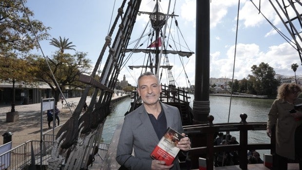 La gesta literaria de Tony Gratacós llega a buen puerto con ‘Nadie lo sabe’, un retrato alternativo  de Elcano