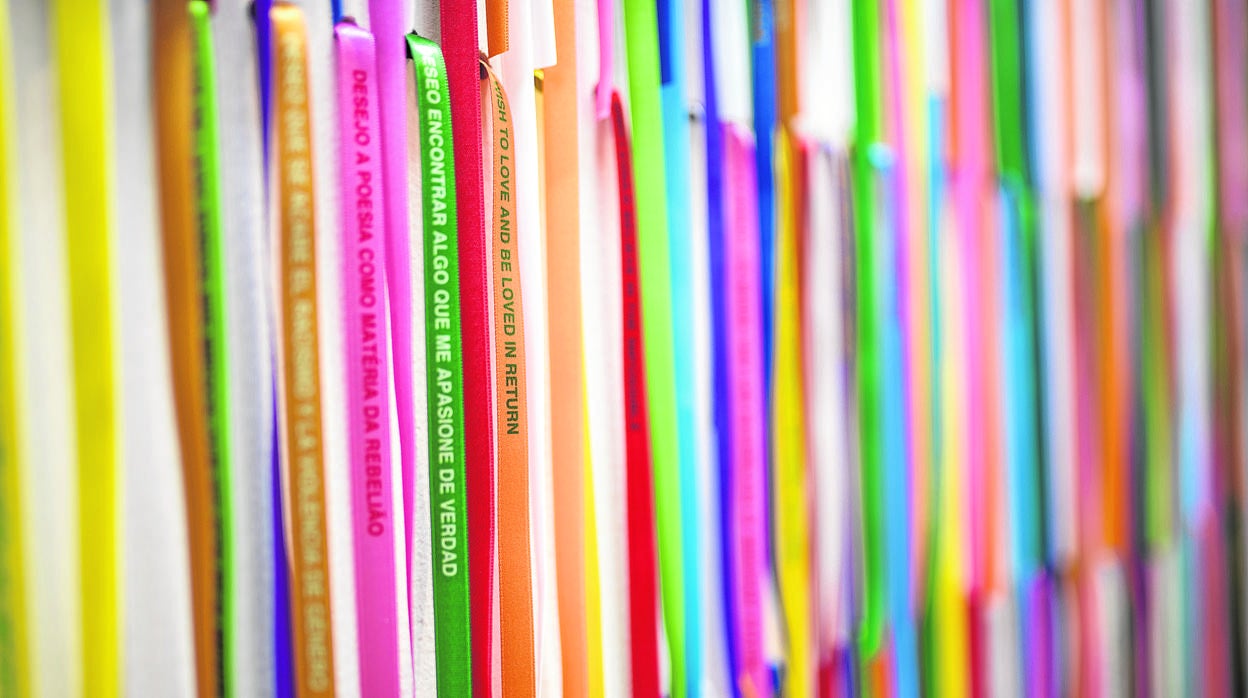 Detalle de ‘A Day like any Other’ (2010), de Rivane Neuenschwander