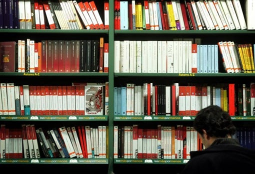 Numerosos escritores celebrarán el Mes del Libro en toda Andalucía