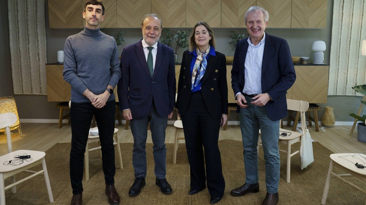 Eduardo Maura, José Andrés Torres Mora, Marta Rivera de la Cruz y Emilio del Río