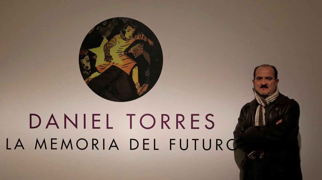 Daniel Torres, fotografiado en una de sus exposiciones