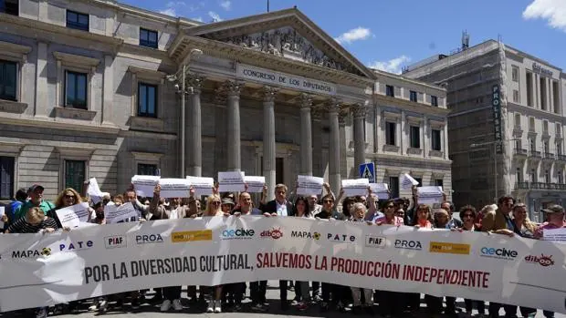 Guerra abierta del cine contra el PSOE por la ley audiovisual