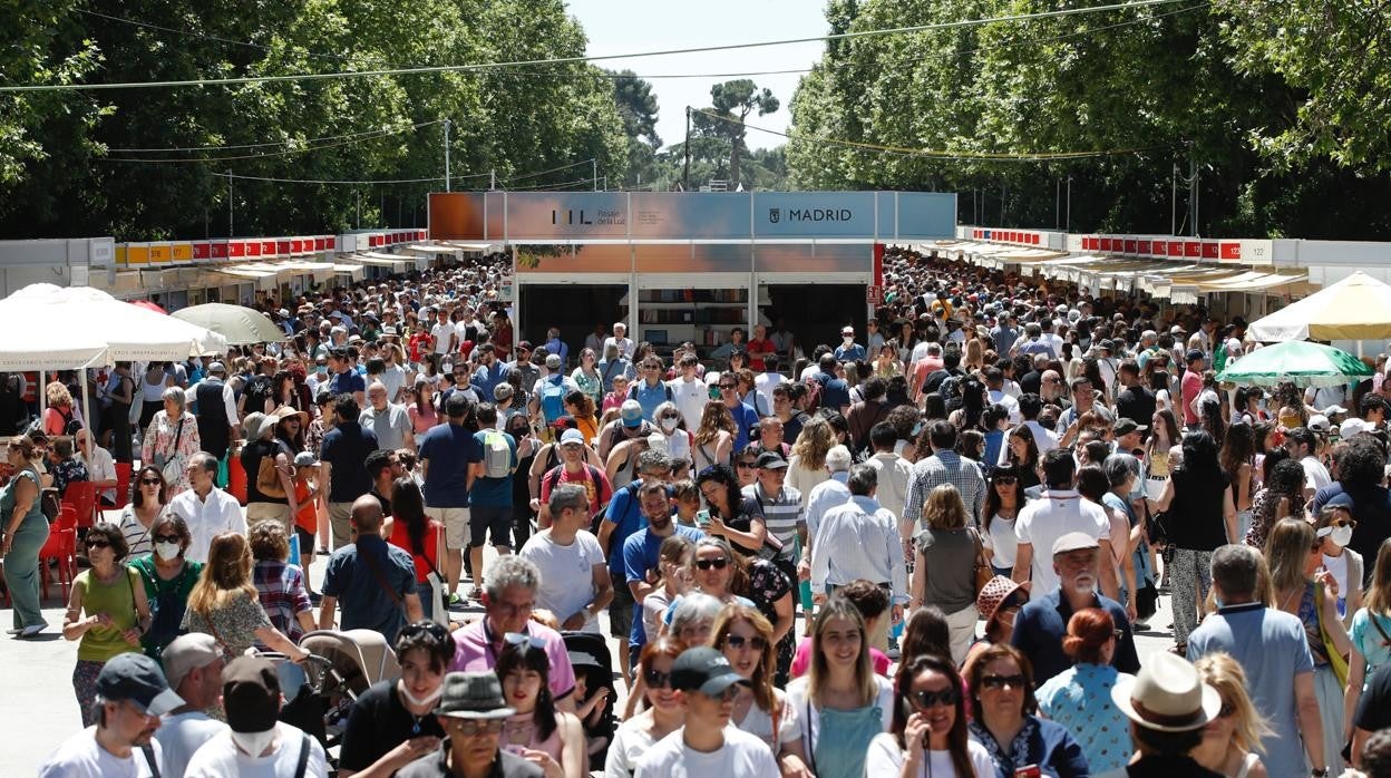 Panorámica de la Feria del Libro de Madrid