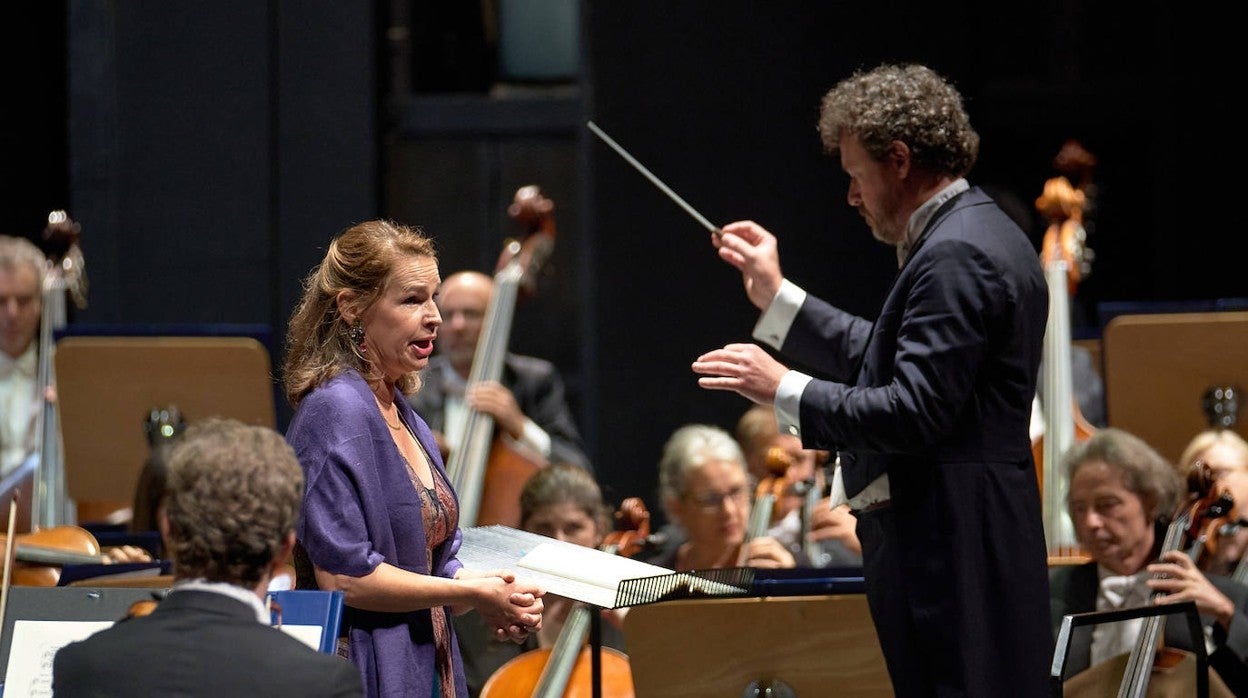 La mezzo Sophie Koch, dirigida por Jean Luc Tingaud, acutó junto a la ROSS