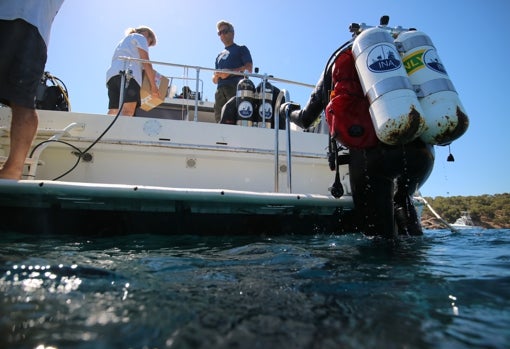 Arqueólogos durante los trabajos en El Sec