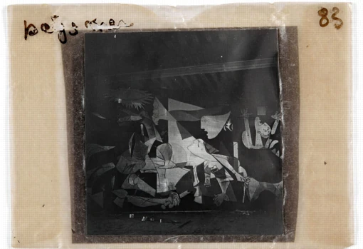 Dora Maar.  'The 'Guernica', in full creative process, in the workshop of the rue des Grands Augustins', Paris, May-June 1937