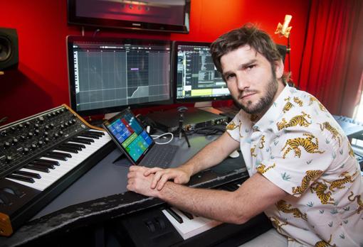 Lucas Vidal, en su estudio de Mirasierra, en Madrid