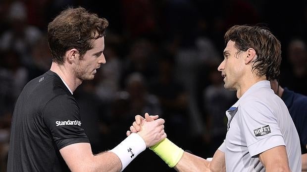 Ferrer choca con Murray