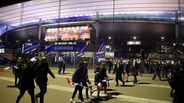 Aficionados en Saint Denis tras el Francia-Alemania