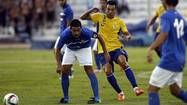 El San Fernando pedirá al Cádiz CF que le ceda Carranza para el 9 de diciembre