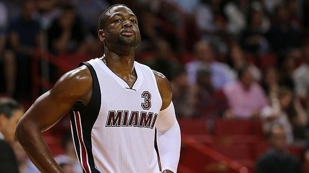 Dwyane Wade, estrella en el triunfo de los Heat