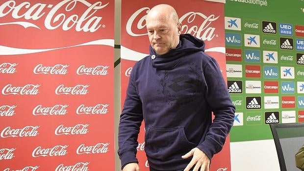 El Betis destituye a Pepe Mel