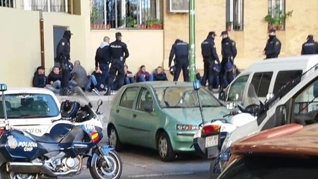 Algunos de los ultars retenidos por la Policía