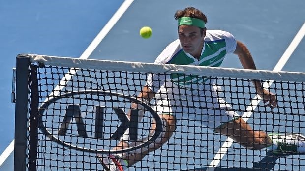 Federer, durante su partido ante Dolgopolov