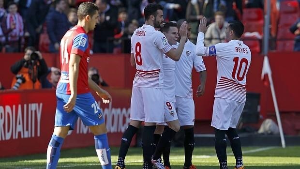 El Sevilla se hace fuerte en el Pizjuán