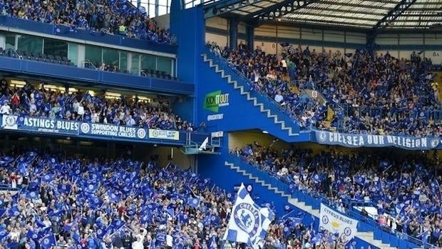 El Chelsea crea su primera peña para aficionados gays