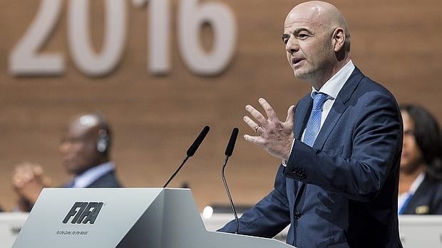 Infantino, un becario de la Liga Profesional es el jefe del fútbol mundial