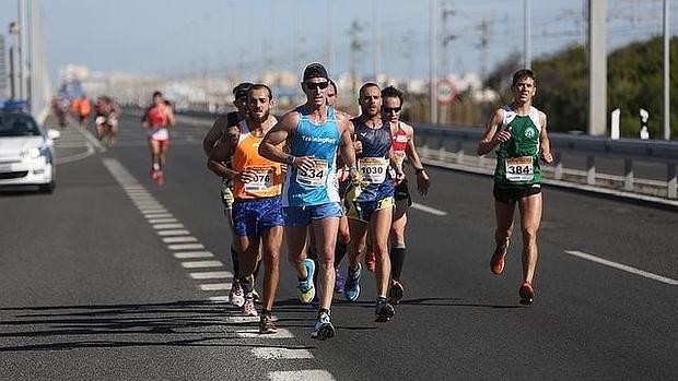 La XXX Media Maratón Bahía de Cádiz entra en acción