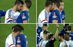 Diego Costa pierde la cabeza: escupe al árbitro y muerde a un rival